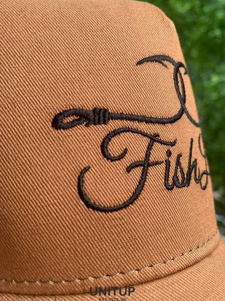 Бейсболка FISHLIST Coyote Hooks Trucker (сітка койот чорний) TR-CBL-5-26 фото