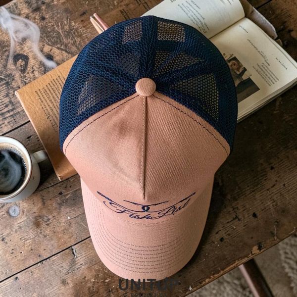 Бейсболка FISHLIST Coyote Hooks Trucker (сітка койот чорний) TR-CBL-5-26 фото